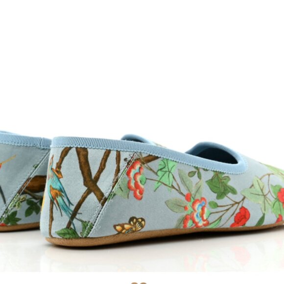 Gucci  Satin Voyage Eco Tian Printed Womens Flats 41 Light Blue Multicolor - Picture 3 of 6
